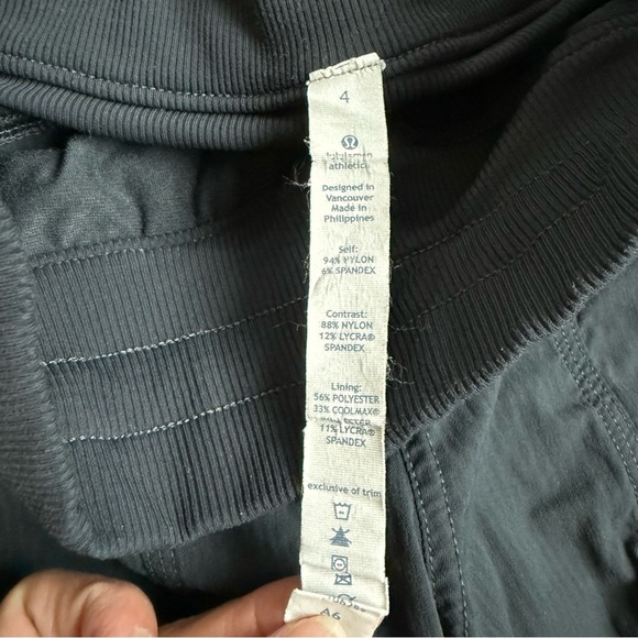 Lululemon Dance Studio Crop - Picture 7 of 7